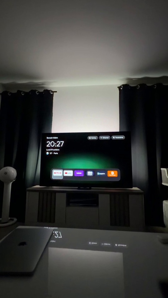 Before and after on Weather, animated wallpaper, half dock